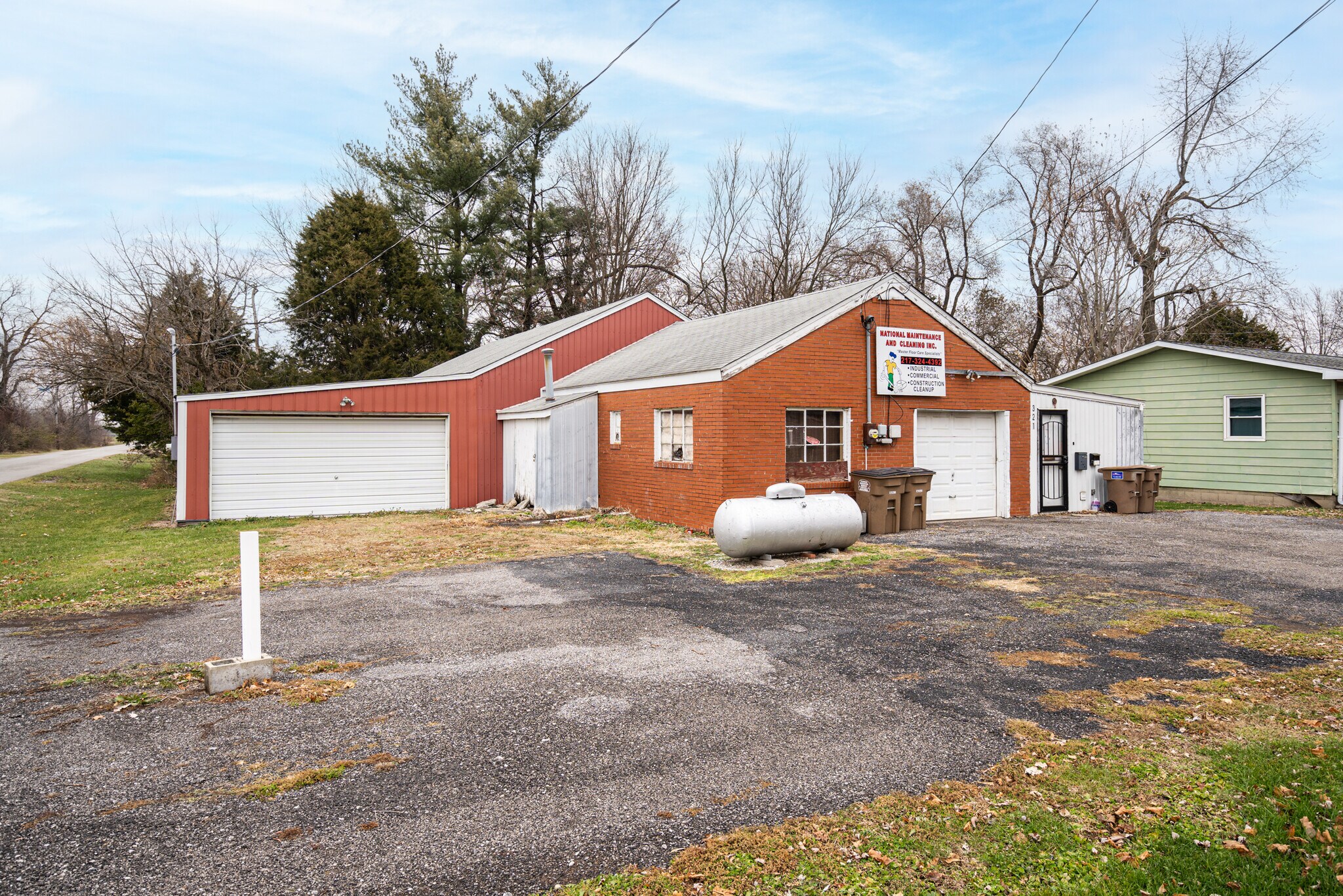 321 W Palmer St, Litchfield, IL for sale Primary Photo- Image 1 of 1