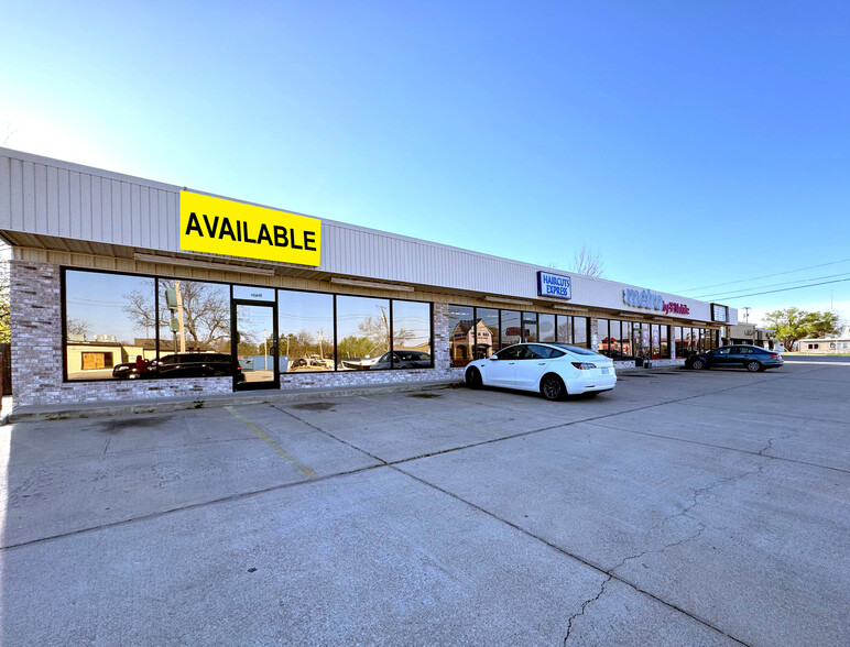 200 N Mission Dr, Sapulpa, OK for lease - Building Photo - Image 1 of 3