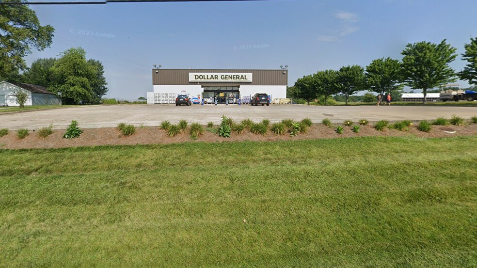 415 Main St, Fountain Run, KY for sale - Primary Photo - Image 1 of 1