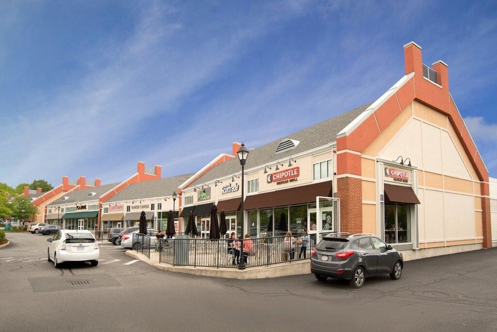 73129 Turnpike St, North Andover, MA 01845 Eaglewood Shops