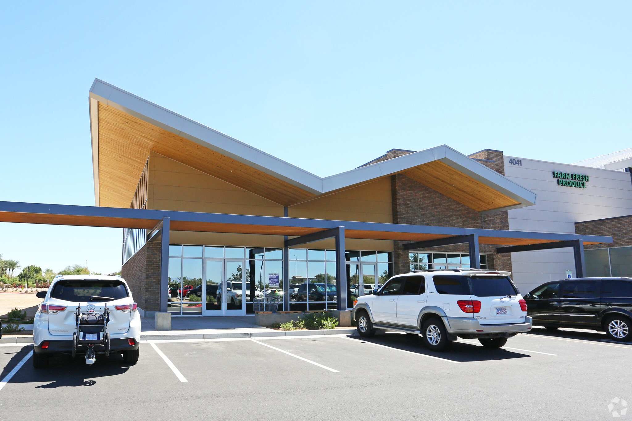 SE Ocotillo Rd & Gilbert Rd, Chandler, AZ for lease Primary Photo- Image 1 of 12