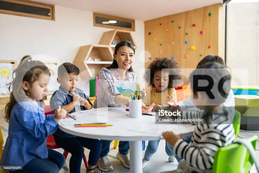 Office in Lacroix-Saint-Ouen for lease - Building Photo - Image 2 of 4