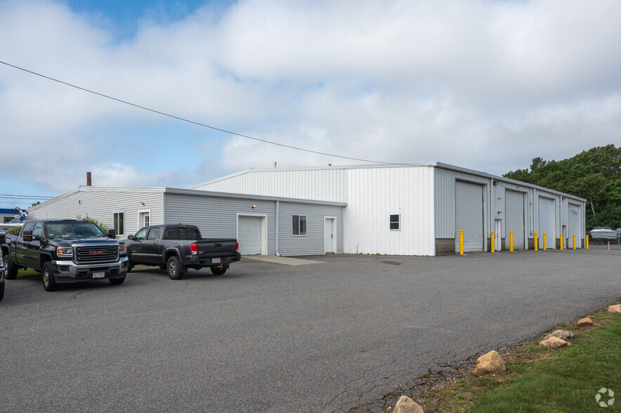 19 Commerce Park Rd, Pocasset, MA for lease - Building Photo - Image 2 of 24