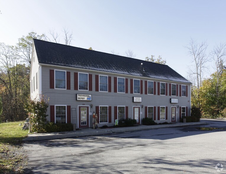 899 Little Britain Rd, New Windsor Township, NY for sale - Primary Photo - Image 1 of 1