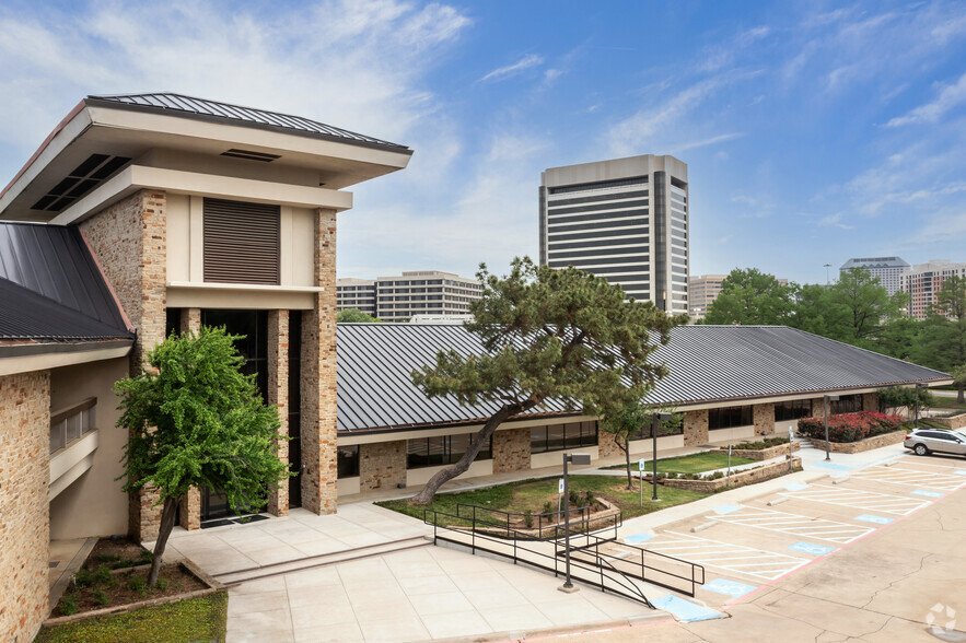 420 Decker Dr, Irving, TX for lease - Building Photo - Image 1 of 10