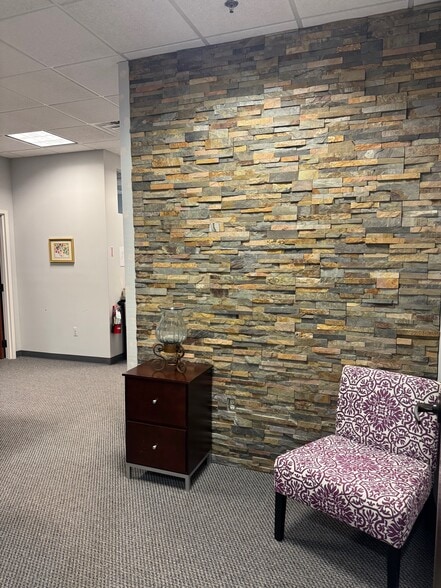 25 Mountainview Blvd, Basking Ridge, NJ for lease - Interior Photo - Image 2 of 18