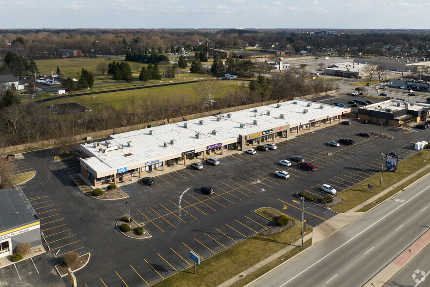 1855 S Reynolds Rd, Toledo, OH for lease - Aerial - Image 3 of 8