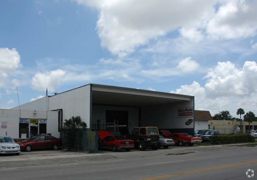 5832 Washington St, Hollywood, FL for sale - Building Photo - Image 2 of 61
