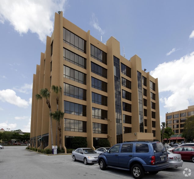 151 S Wymore Rd, Altamonte Springs, FL for sale - Primary Photo - Image 1 of 1