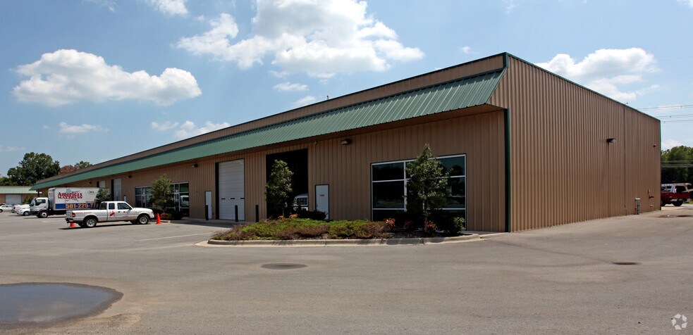 11421 Stagecoach Rd, Little Rock, AR for lease - Primary Photo - Image 1 of 6