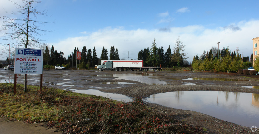 Fescue St SE, Albany, OR for lease - Primary Photo - Image 1 of 5