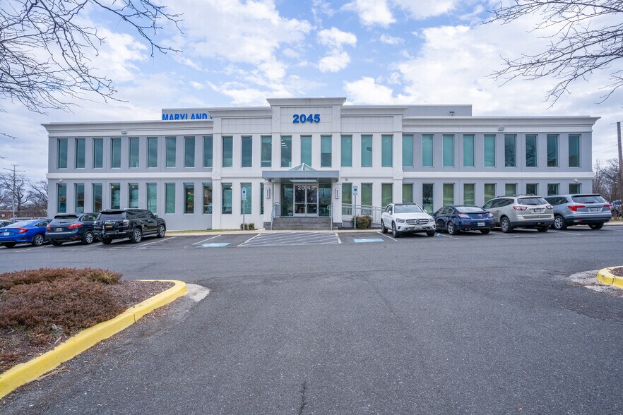 2045 E University Blvd, Hyattsville, MD for lease - Building Photo - Image 1 of 15