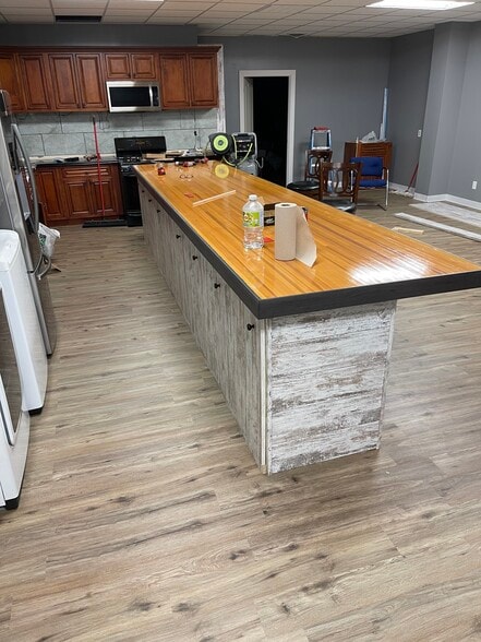 7032 N Dixie Dr, Dayton, OH for lease - Building Photo - Image 2 of 26