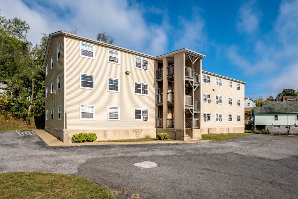 231 Port Republic Rd, Waynesboro, VA for sale Primary Photo- Image 1 of 1