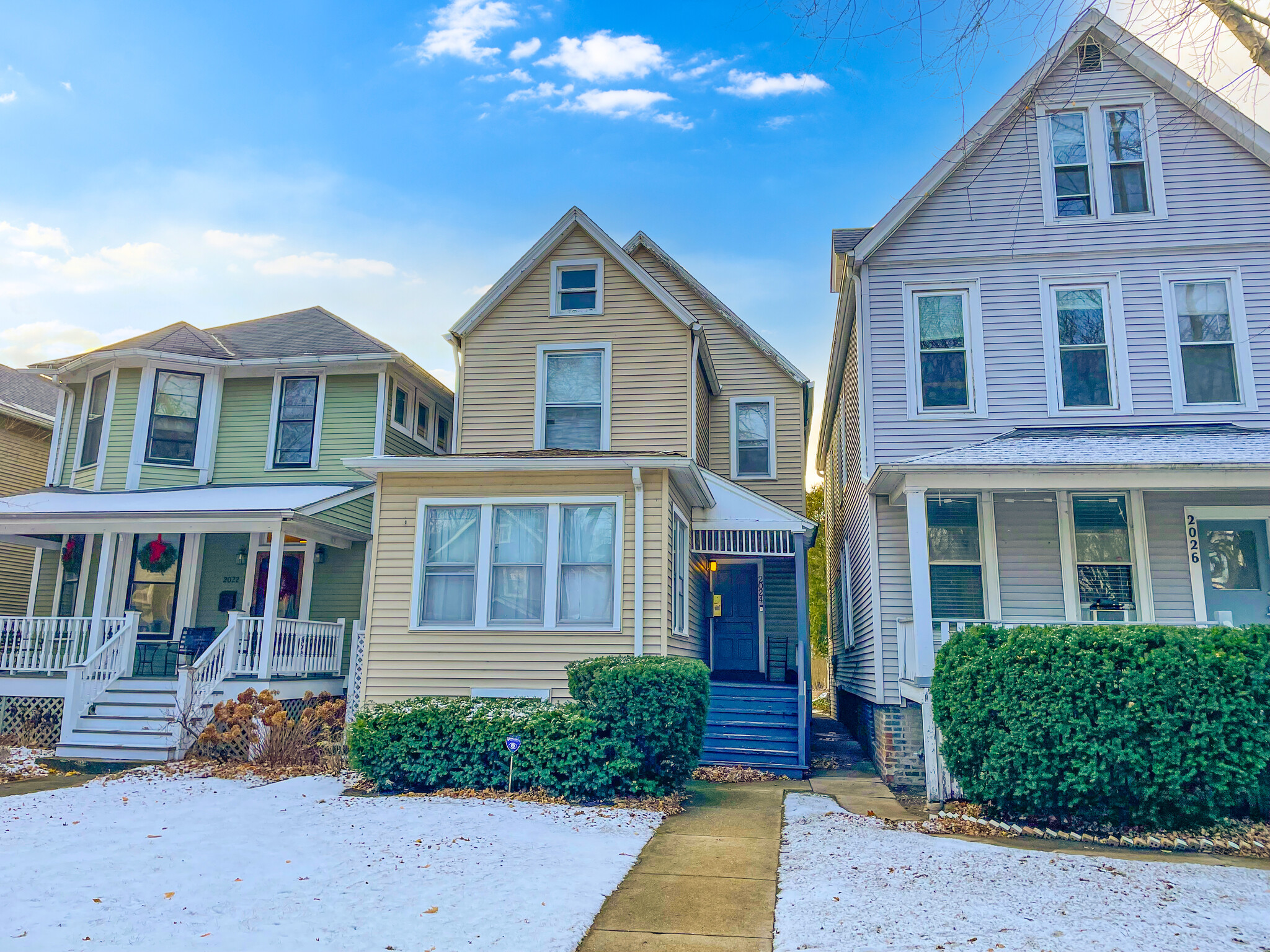 2024 Maple Ave, Evanston, IL for sale Primary Photo- Image 1 of 13