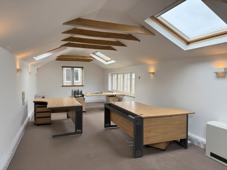 3 Willow Grv, Chislehurst for lease - Building Photo - Image 1 of 4
