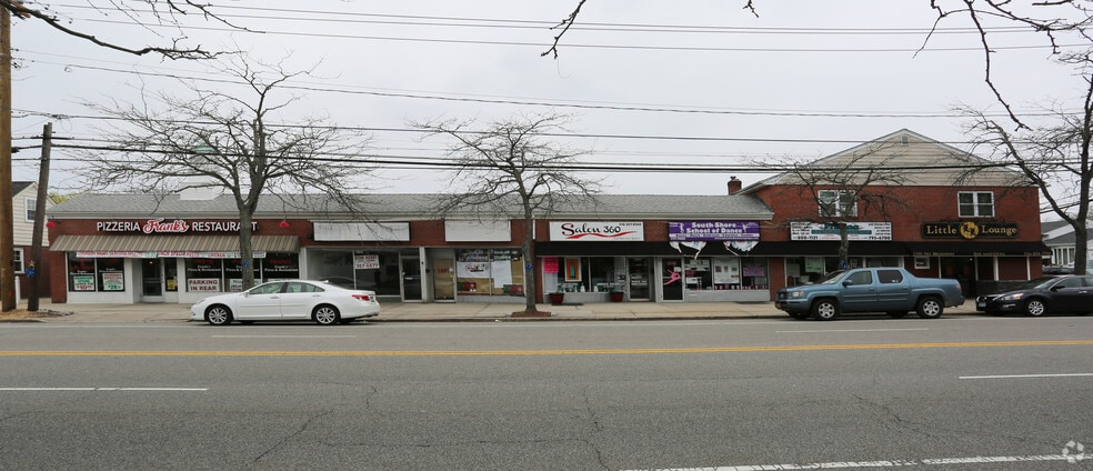 1095-1101 N Broadway, North Massapequa, NY for sale - Primary Photo - Image 1 of 1