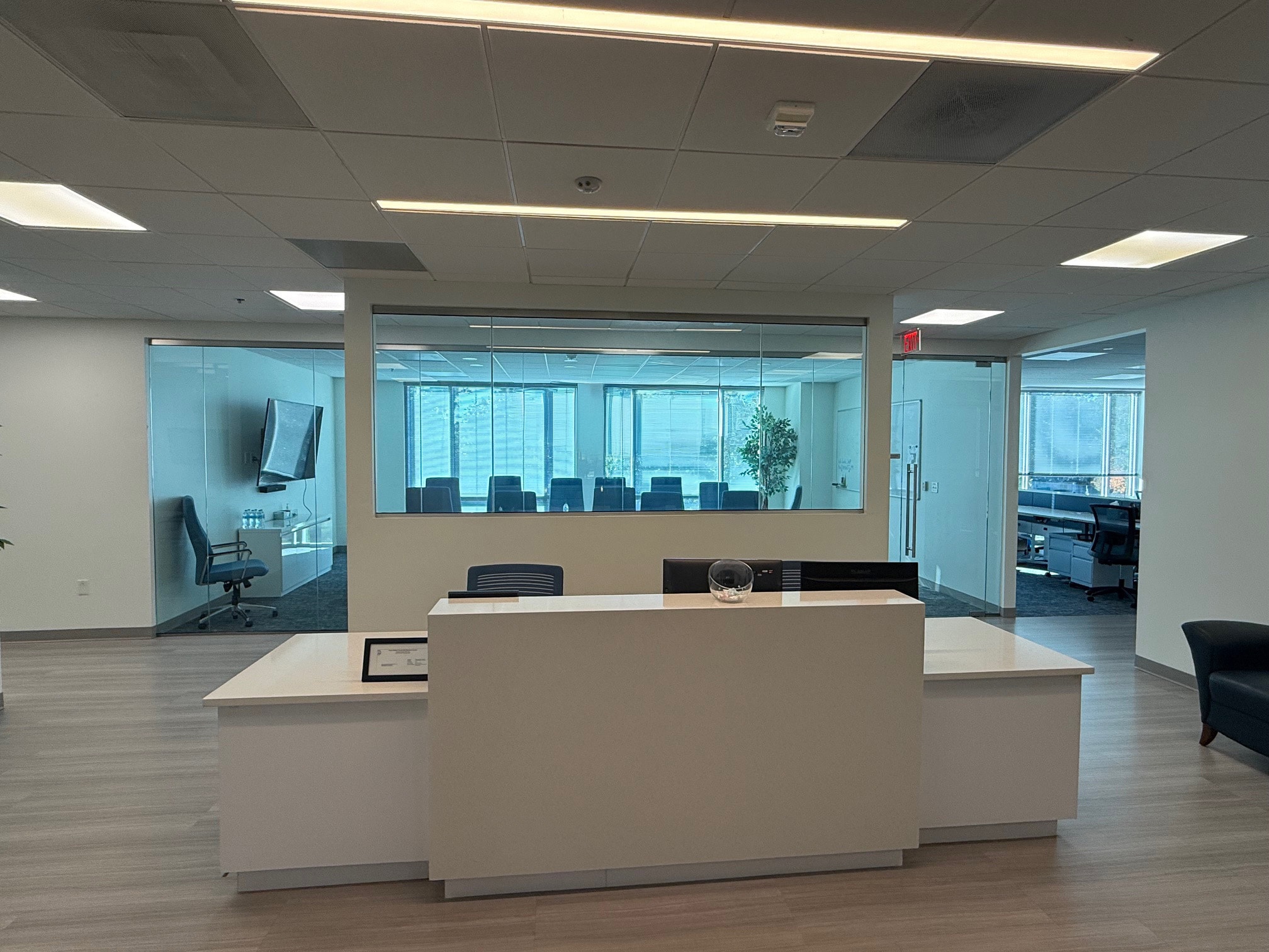 13580 Groupe Dr, Woodbridge, VA for lease Interior Photo- Image 1 of 6