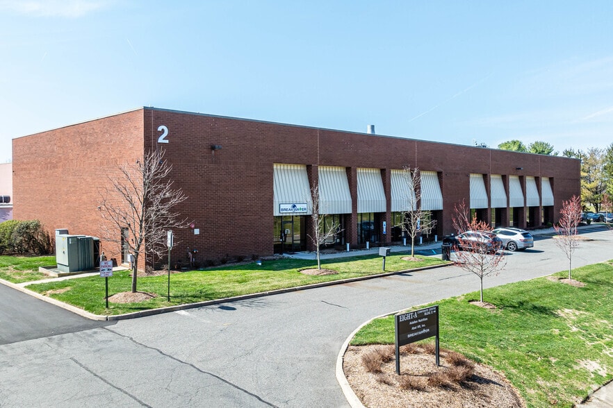 2 Corporate Dr, Cranbury, NJ for lease - Building Photo - Image 2 of 10