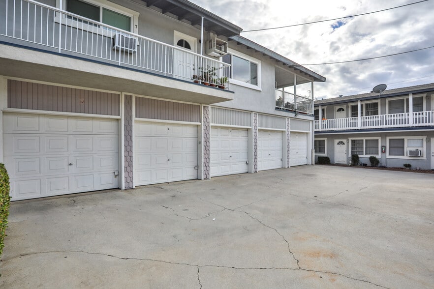 310 W Mountain View Ave, Glendora, CA for sale - Building Photo - Image 3 of 23