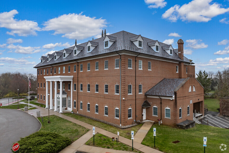 3680 9 South Rt, Freehold, NJ for sale - Primary Photo - Image 1 of 6