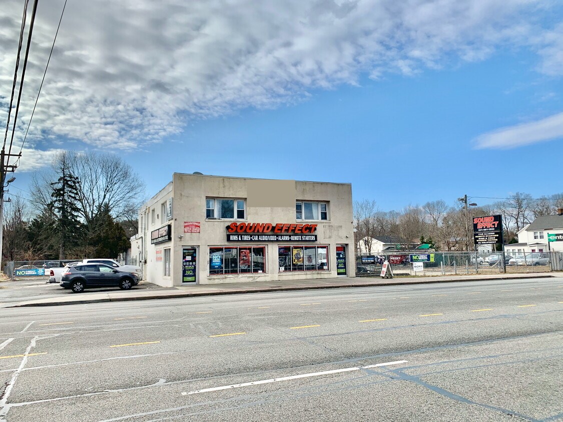 2484 Middle Country Rd, Centereach, NY for sale Building Photo- Image 1 of 1