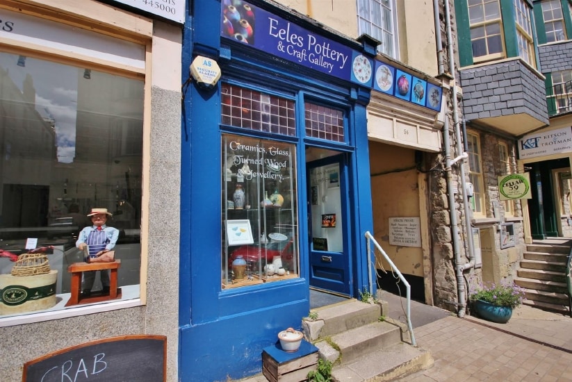 56 Broad St, Lyme Regis for sale - Primary Photo - Image 1 of 1