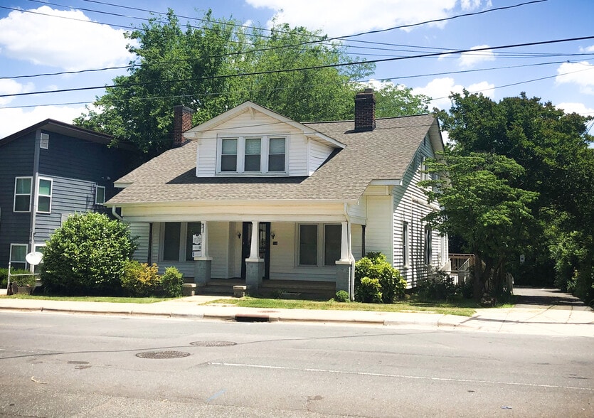 514 Beatties Ford Rd, Charlotte, NC for sale - Primary Photo - Image 2 of 34