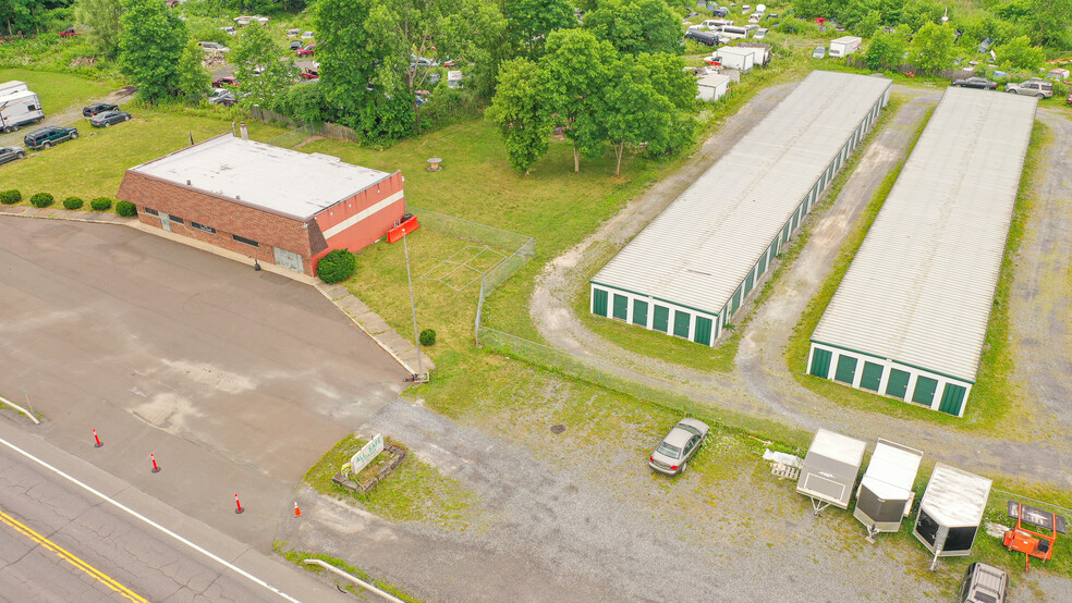 1627 US Route 9W, Selkirk, NY for sale - Building Photo - Image 3 of 10