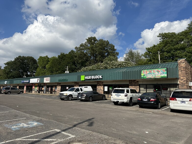 288-308 S Cleveland St, Memphis, TN for lease - Building Photo - Image 1 of 18