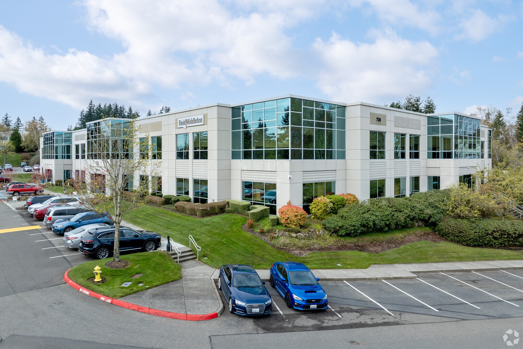 728 134th St Sw, Everett, WA for lease Primary Photo- Image 1 of 11