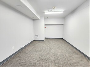 223 Bloomfield St, Hoboken, NJ for lease Interior Photo- Image 1 of 2