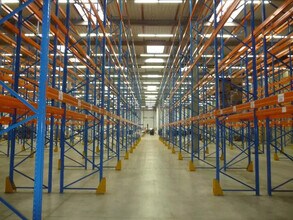 Industrial in Le Plessis-Pâté for lease Building Photo- Image 1 of 2