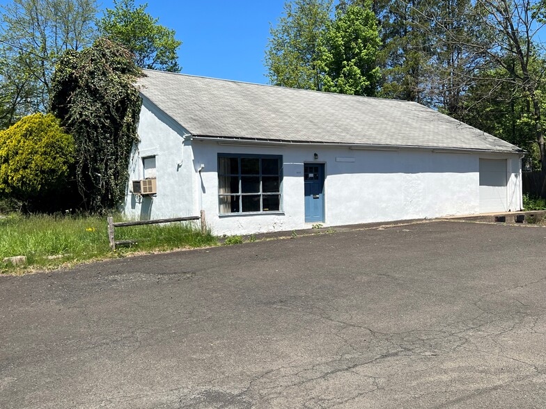 1851 Street, Warrington, PA for sale - Building Photo - Image 2 of 4