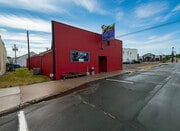 Tree Stand Tavern - Retail Space