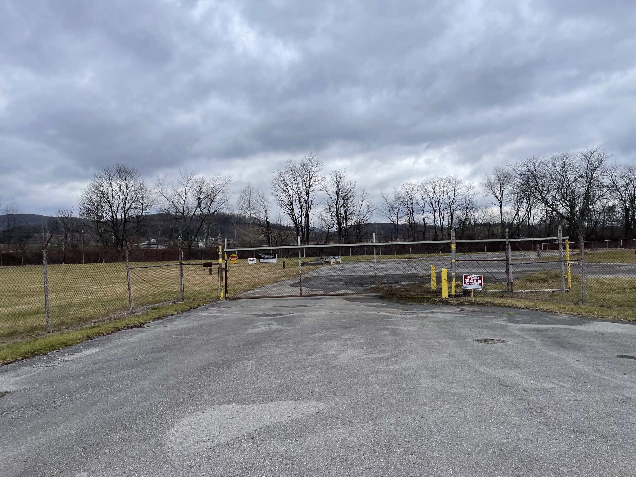 2957 Everett Rd, East Freedom, PA for lease Primary Photo- Image 1 of 2