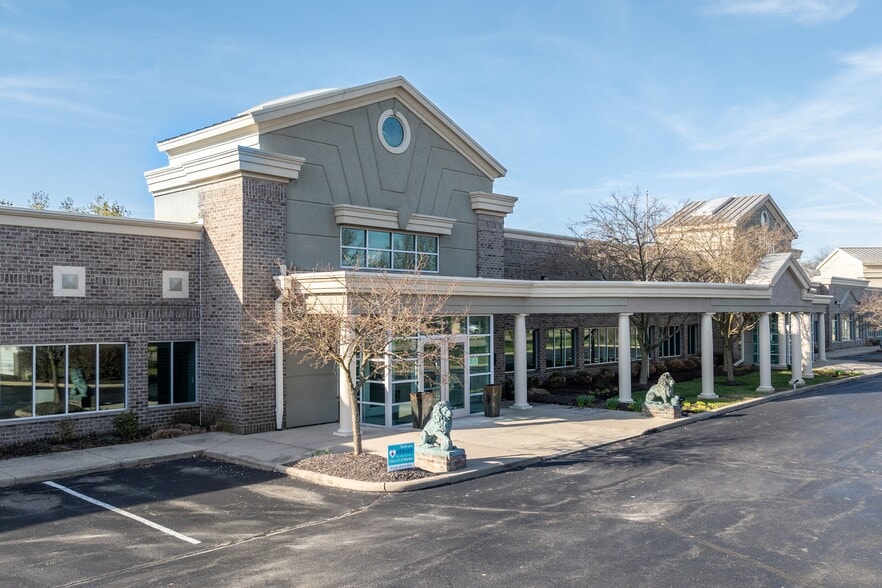 1700 Lyons Rd, Washington Township, OH for lease - Building Photo - Image 1 of 8