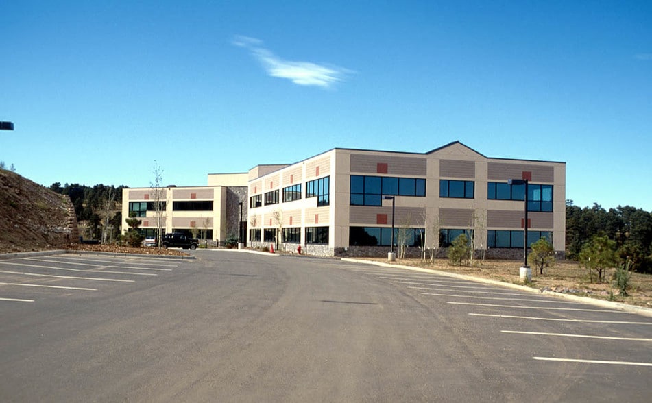 25188 Genesee Trail Rd, Golden, CO for lease - Building Photo - Image 1 of 3