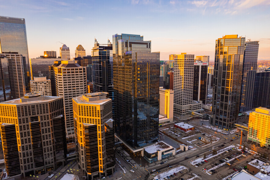 215 2nd St SW, Calgary, AB for lease - Aerial - Image 3 of 5