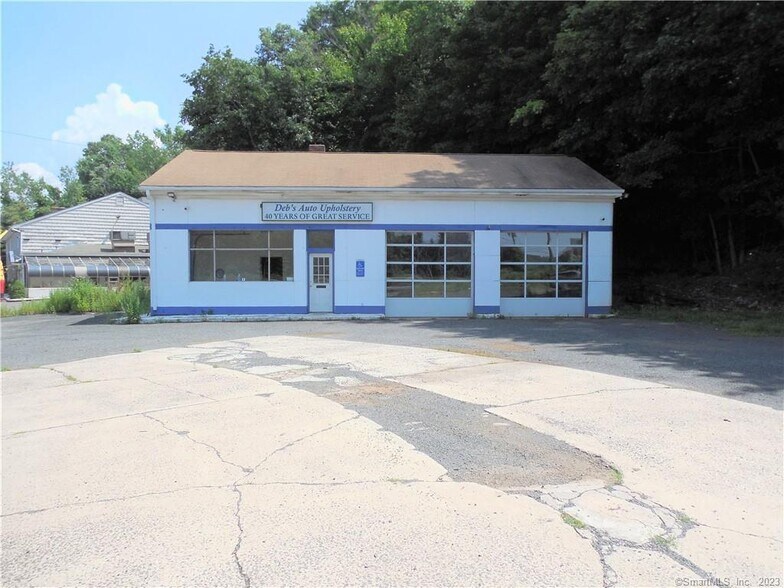 1821 N Broad St, Meriden, CT for sale - Building Photo - Image 1 of 1