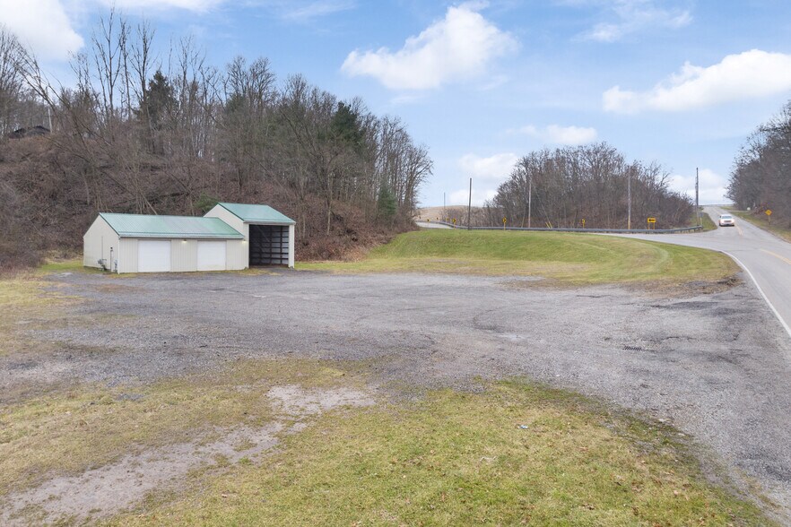 2793 County Road 1027, Perrysville, OH 44864