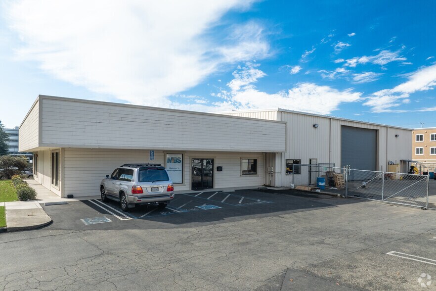 12855 Alcosta Blvd, San Ramon, CA for lease - Primary Photo - Image 1 of 7