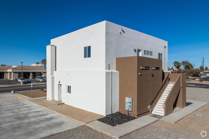 220 E Mesquite Blvd, Mesquite, NV for lease - Building Photo - Image 3 of 7
