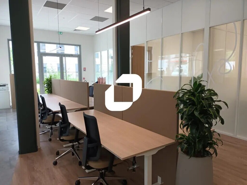 Location Bureaux 322 m² - Photo 1