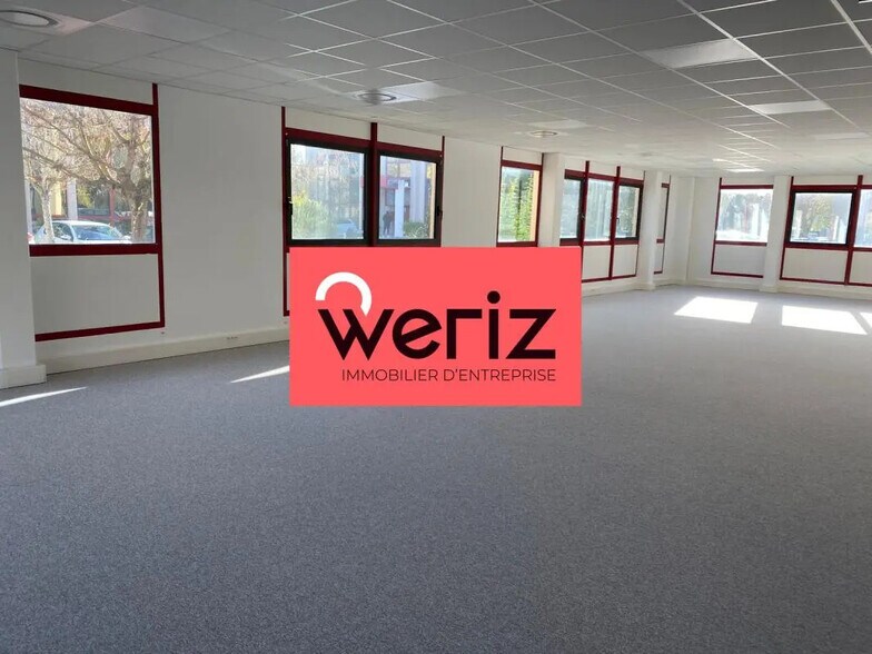 Office in Meyreuil for sale - Interior Photo - Image 3 of 7