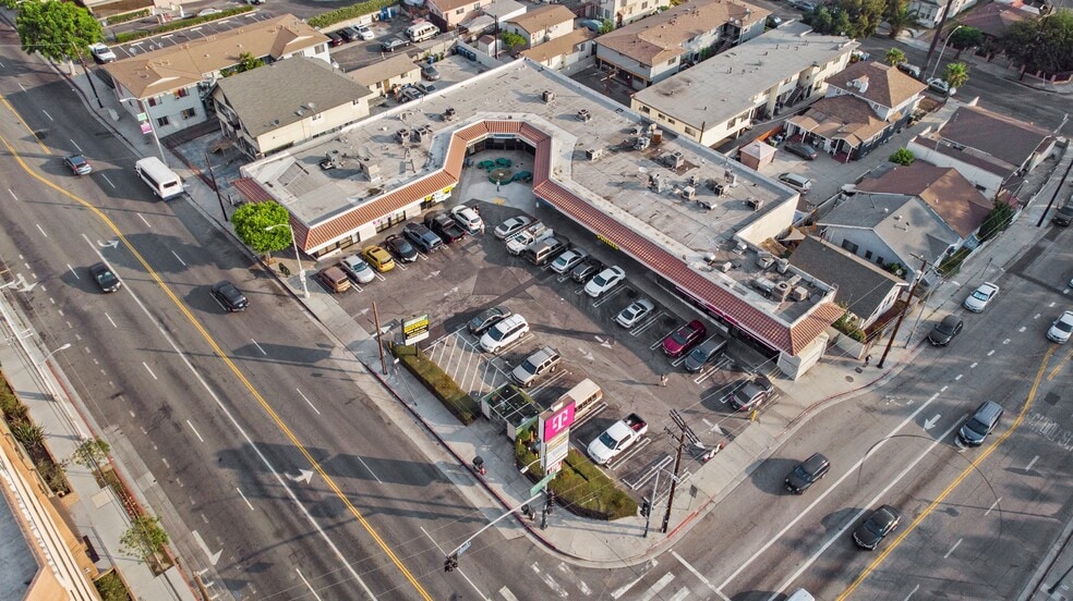 1817-1835 Cesar Chavez Ave, Los Angeles, CA for lease - Building Photo - Image 1 of 7