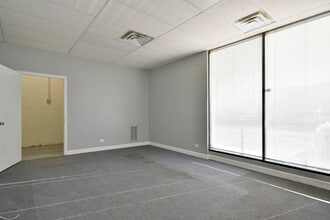 1200-1258 Remington Rd, Schaumburg, IL for lease Building Photo- Image 1 of 20