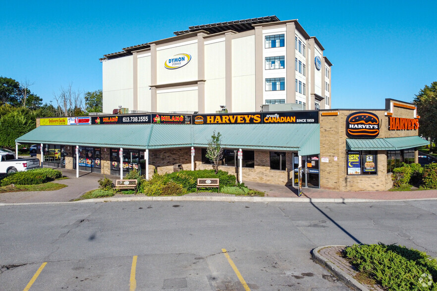 2430 Bank St, Ottawa, ON for lease - Primary Photo - Image 1 of 5