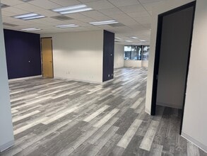 5855 Avenida Encinas, Carlsbad, CA for lease Building Photo- Image 1 of 3