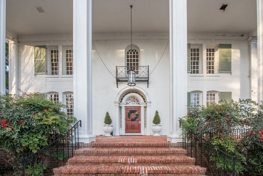 400 Clifton Ct, Pikesville, MD for sale - Building Photo - Image 3 of 26